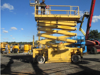 Scissor lift