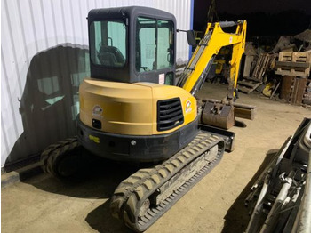 Mini excavator Bobcat E50: picture 4