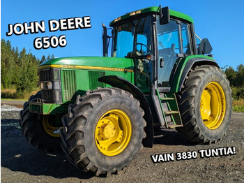 Farm tractor JOHN DEERE