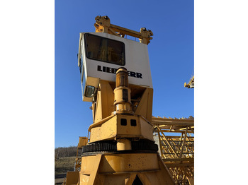 Tower crane LIEBHERR