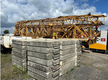 Tower crane LIEBHERR