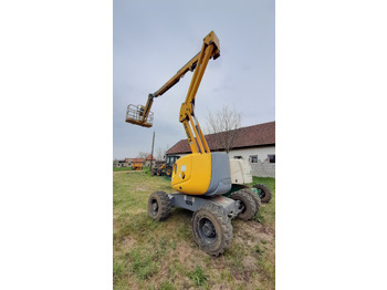 Scissor lift HAULOTTE