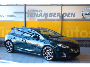 Car OPEL