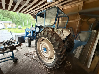 Farm tractor Ford Super Major 5000 with front loader Rep. object: picture 3