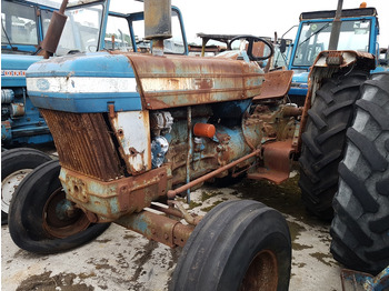 Farm tractor FORD