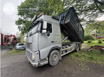 Hook lift truck VOLVO FH16 660