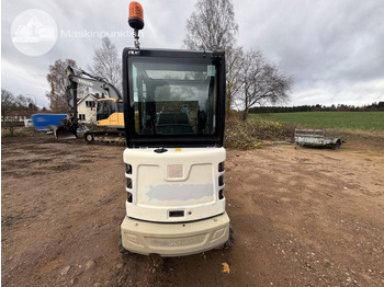 Mini excavator Yanmar TC 22: picture 4