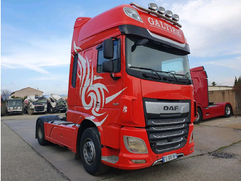 Tractor unit DAF XF 530