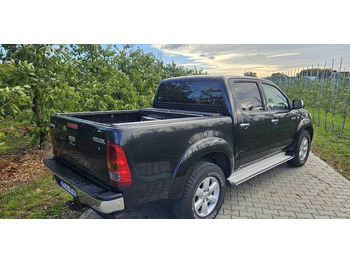 Pickup truck Toyota Hilux 3.0 SR5 automat 4x4: picture 5