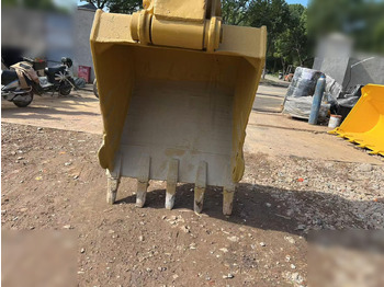 Crawler excavator CATERPILLAR 320BL: picture 4 Crawler excavator CATERPILLAR 320BL: picture 4