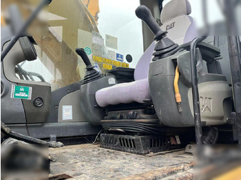 Crawler excavator CATERPILLAR 329D: picture 3
