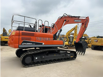 Crawler excavator DOOSAN DX260