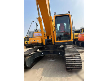 Crawler excavator HYUNDAI ROBEX 220 LC-9S: picture 4
