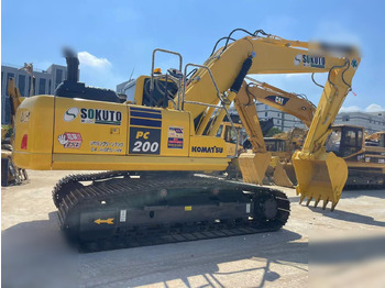 Crawler excavator KOMATSU PC200-8: picture 3 Crawler excavator KOMATSU PC200-8: picture 3