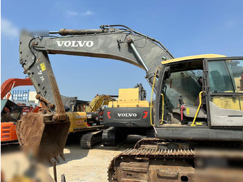 Crawler excavator VOLVO EC140DL: picture 3