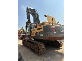 Crawler excavator VOLVO EC140DL: picture 2
