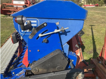 Combine seed drill Kuhn HR 4002 Med Fiona Astra SR: picture 5