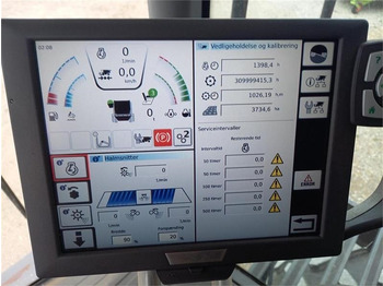 Combine harvester Massey Ferguson 9380 DELTA 35 fods Powerflow: picture 5 Combine harvester Massey Ferguson 9380 DELTA 35 fods Powerflow: picture 5