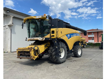 Combine harvester NEW HOLLAND CX series