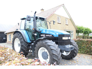 Farm tractor NEW HOLLAND 8360