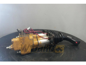 Hydraulic valve CASE