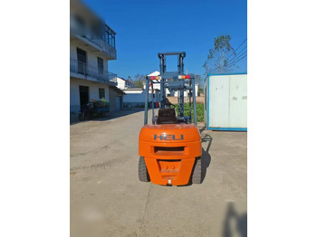 Diesel forklift HELI HFG35: picture 3