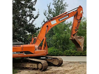 Excavator DOOSAN DH225