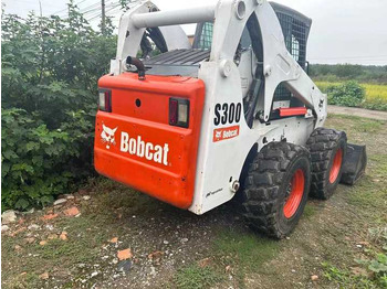 Skid steer loader Second Hand   BOBCAT S300 Skid-steer Loader with Very Good Performance Is for Sale at a Low Price: picture 5