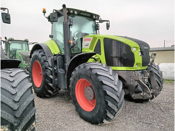 Farm tractor CLAAS Axion 940
