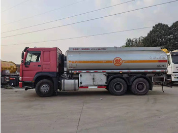 Tank truck SINOTRUK HOWO