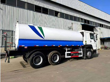 New Tank truck SINOTRUK 20  cubic  meters  tanker: picture 5