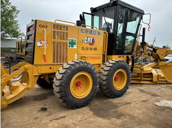 Construction machinery CATERPILLAR used second-hand grader CAT140K: picture 2