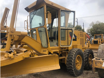 Grader CATERPILLAR 140G: picture 2