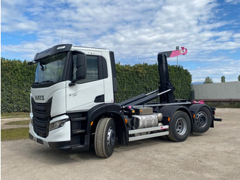 IVECO X-WAY AD280X48Y NUOVO SCARRABILE PASSO 3120 on lease IVECO X-WAY AD280X48Y NUOVO SCARRABILE PASSO 3120: picture 1