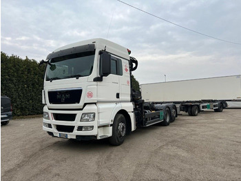 Hook lift truck MAN TGX 26.480