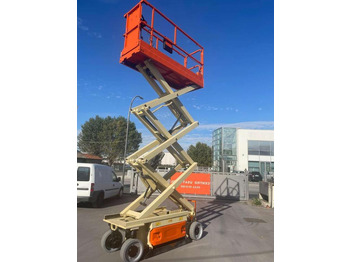 Scissor lift JLG