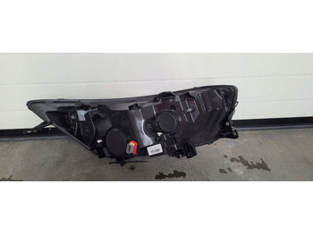 Headlight for Truck LAMPA IVECO DAILY LH NM.5802476874 ORYGINAL: picture 3 Headlight for Truck LAMPA IVECO DAILY LH NM.5802476874 ORYGINAL: picture 3