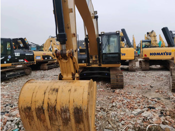 Crawler excavator CATERPILLAR 320D2