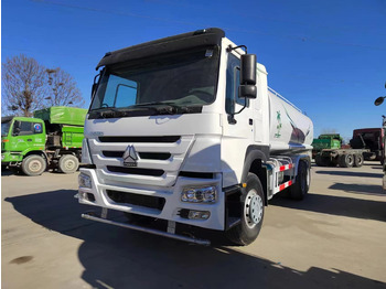 Tank truck SINOTRUK HOWO