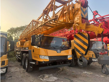 All terrain crane XCMG QY85