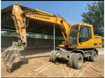 Crawler excavator 2023 Hyundai 150W-7: picture 3