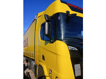 Tractor unit SCANIA R 460