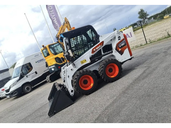 Skid steer loader BOBCAT S450