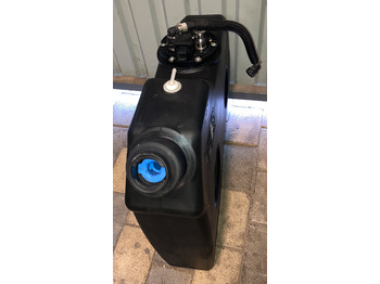 AdBlue tank for Truck MERCEDES-BENZ A9674700815: picture 2 AdBlue tank for Truck MERCEDES-BENZ A9674700815: picture 2