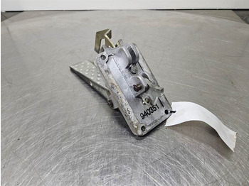 Cab and interior for Construction machinery Liebherr A924B-7024466-Brake pedal/Bremspedal/Rempedaal: picture 4