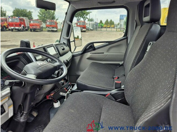 Interior photo 1: Skip loader truck Mitsubishi Canter Fuso 6S15 Winter Schneeschild Salzstreuer