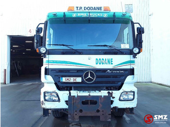 Tractor unit Mercedes-Benz Actros 2044 4x4 retarder hydrauclic: picture 2