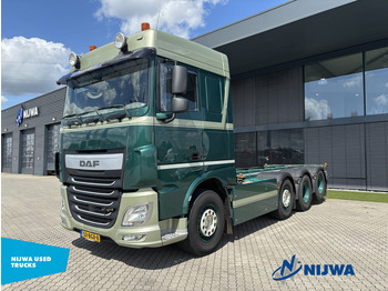 Container transporter/ Swap body truck DAF XF 460