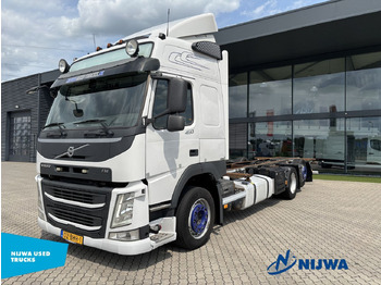 Container transporter/ Swap body truck VOLVO FM 450