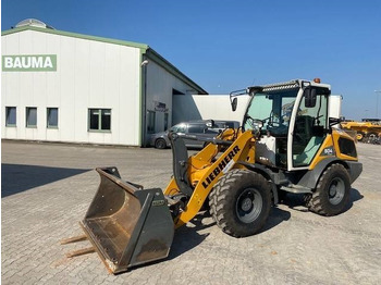 Wheel loader LIEBHERR L 504